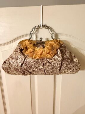 Vintage handled clutch Bag in Gold and Brown and green